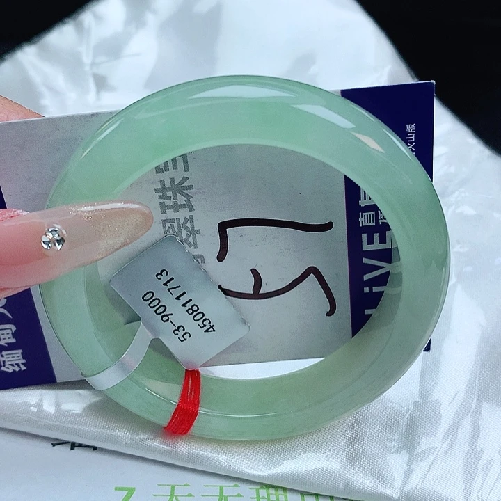 翡翠手镯未镶嵌缅甸天然a货翡翠手镯