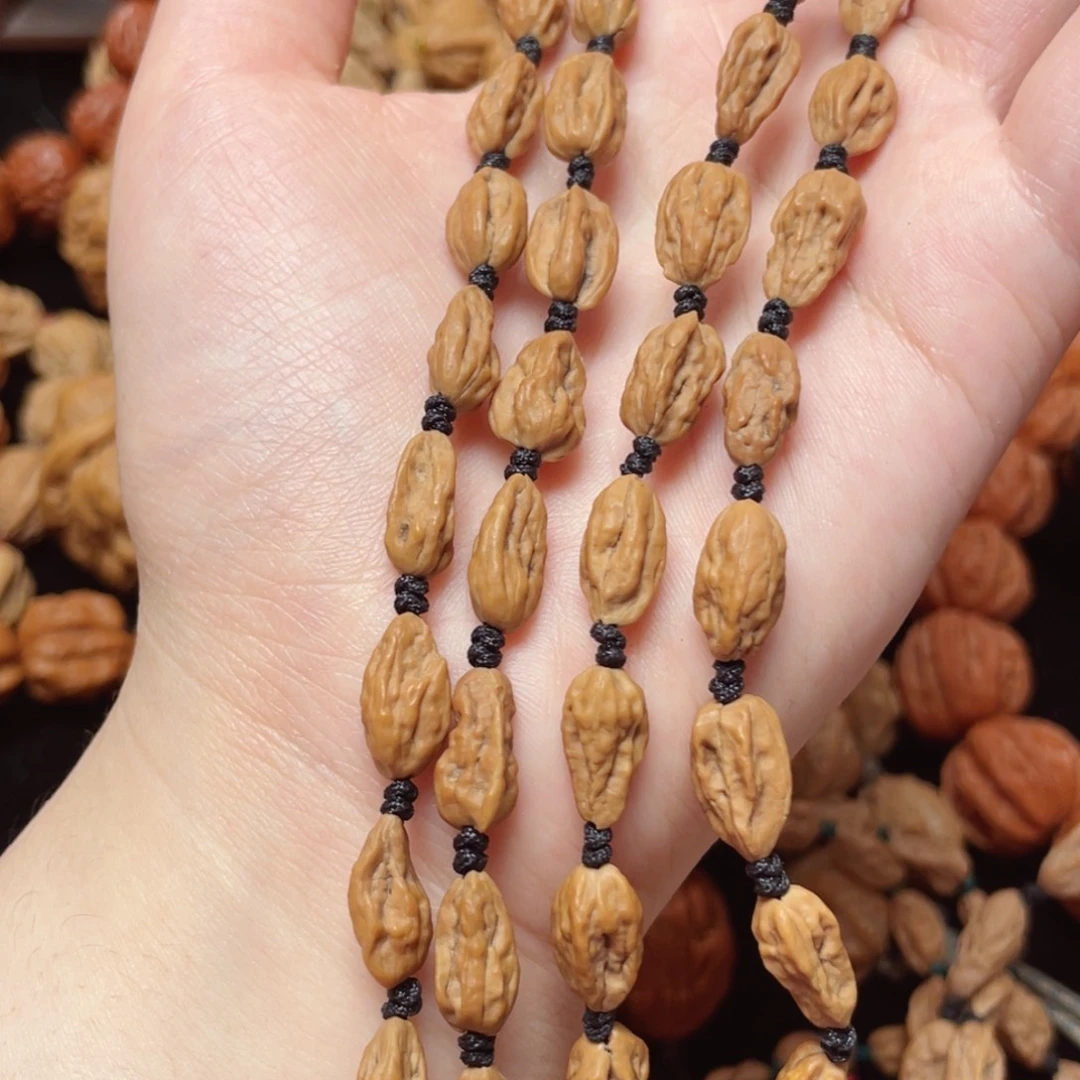 凌****文玩核桃吊坠蛤蟆