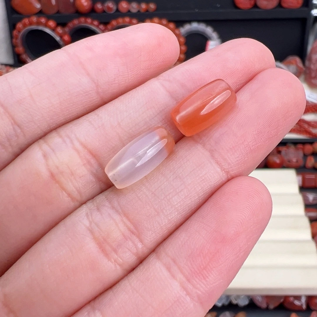 南红玛瑙未镶嵌颈饰桶珠