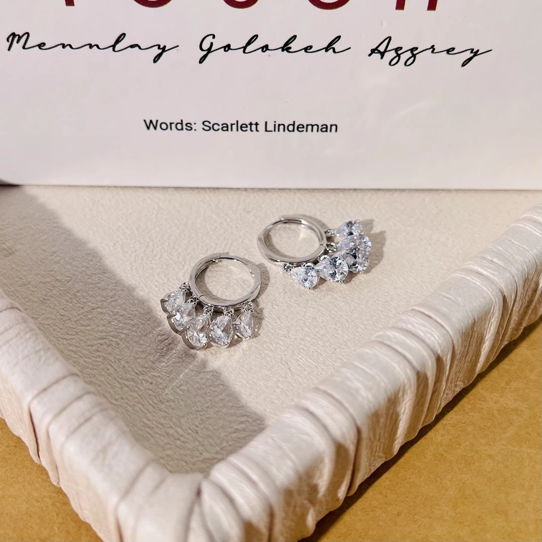 铜合金合成锆石耳饰 铜合金燕笑语兮耳环 P224时尚简约百搭