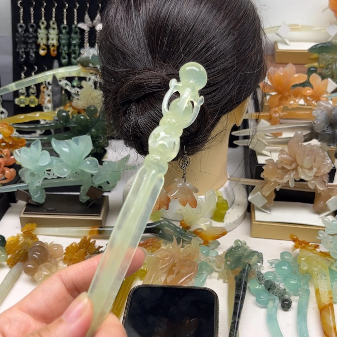 六***喵蛇纹石玉合金发簪