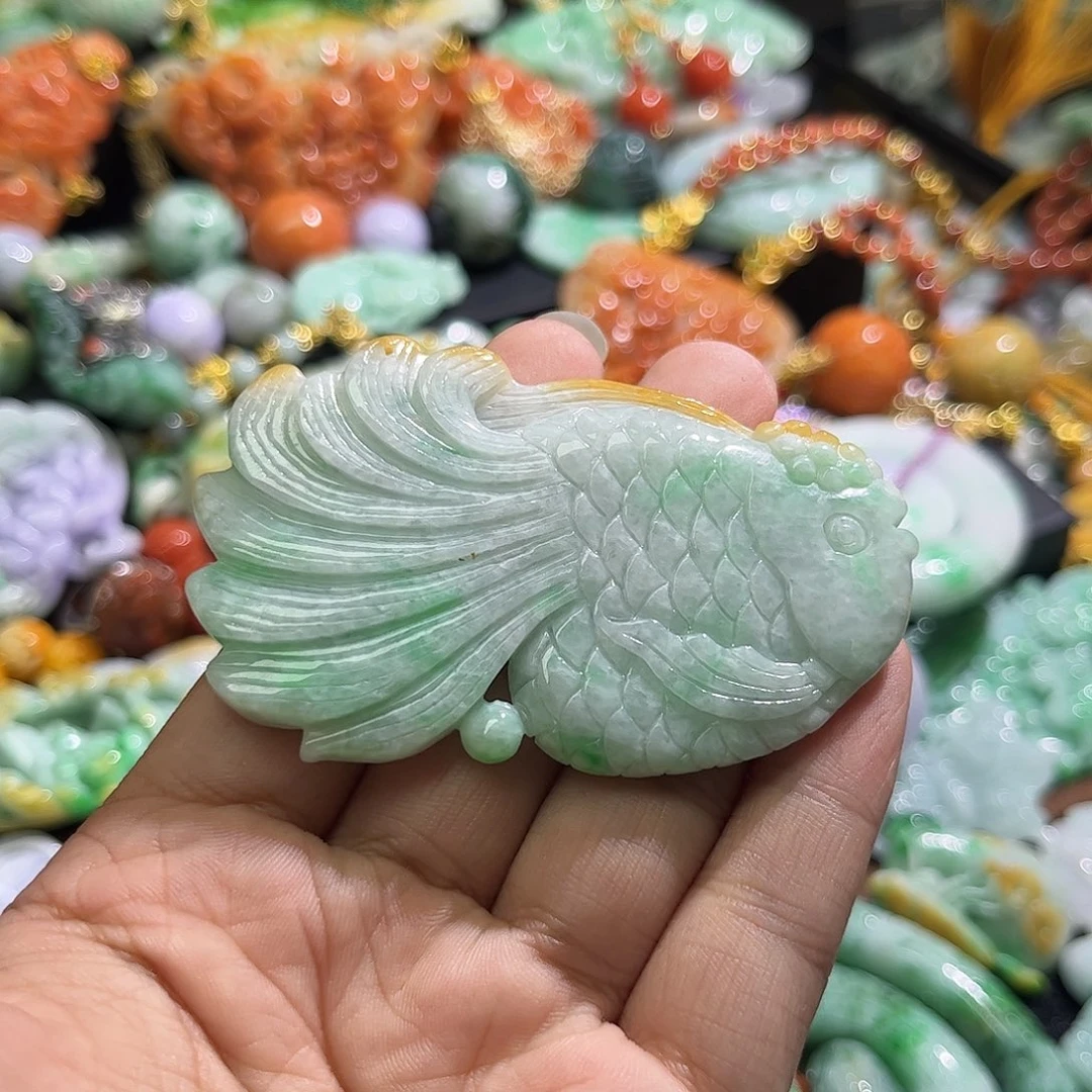 颈饰未镶嵌翡翠待编织