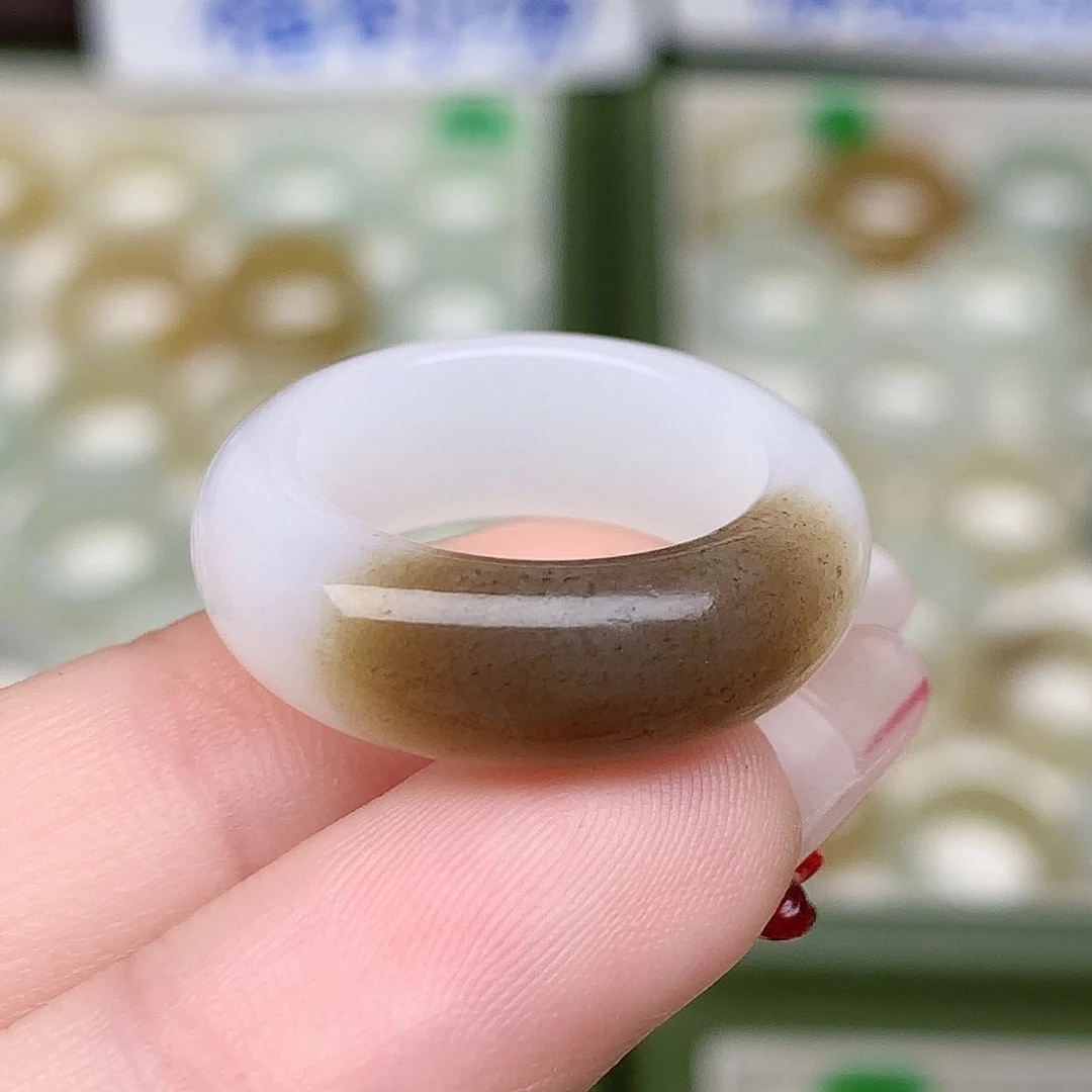 未镶嵌戒指和田玉13