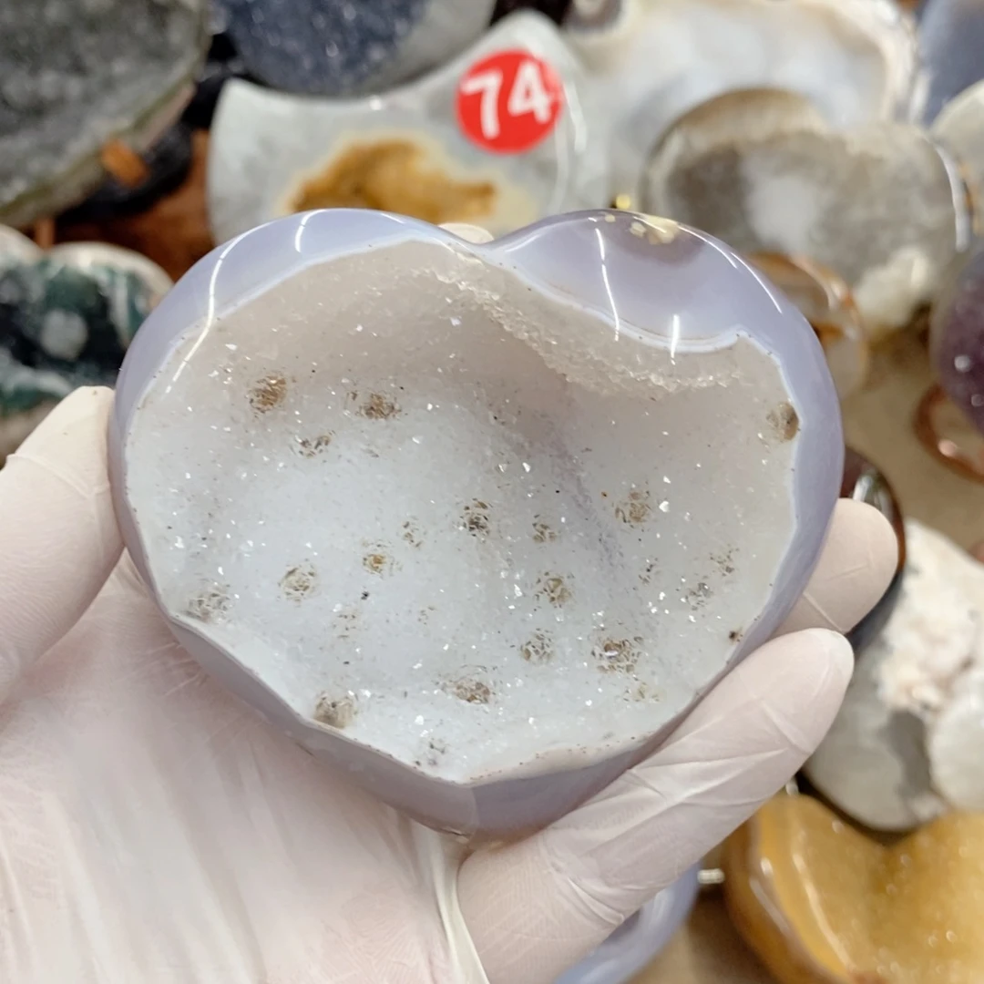 水晶天然水晶爱心未镶嵌