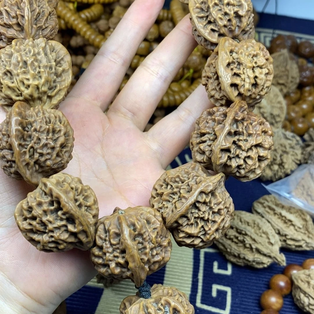 文玩核桃把件滚**生秦闷33