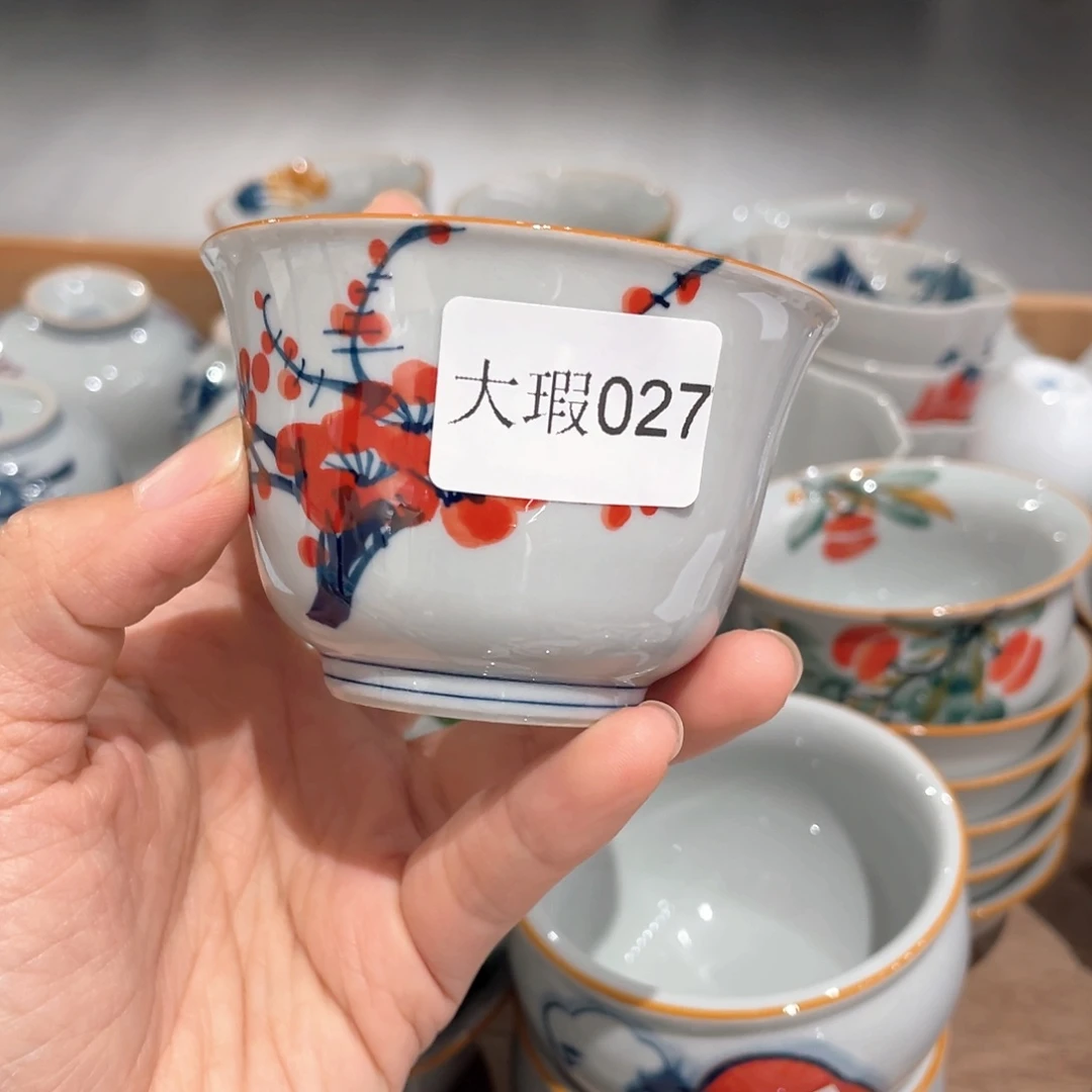 釉下手绘茶具微瑕