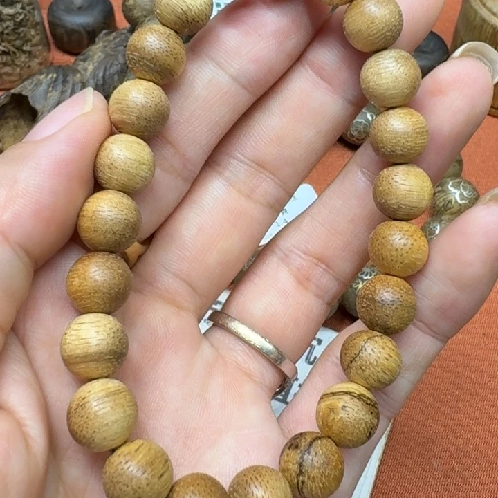 大叶紫檀（黑酸枝木类）