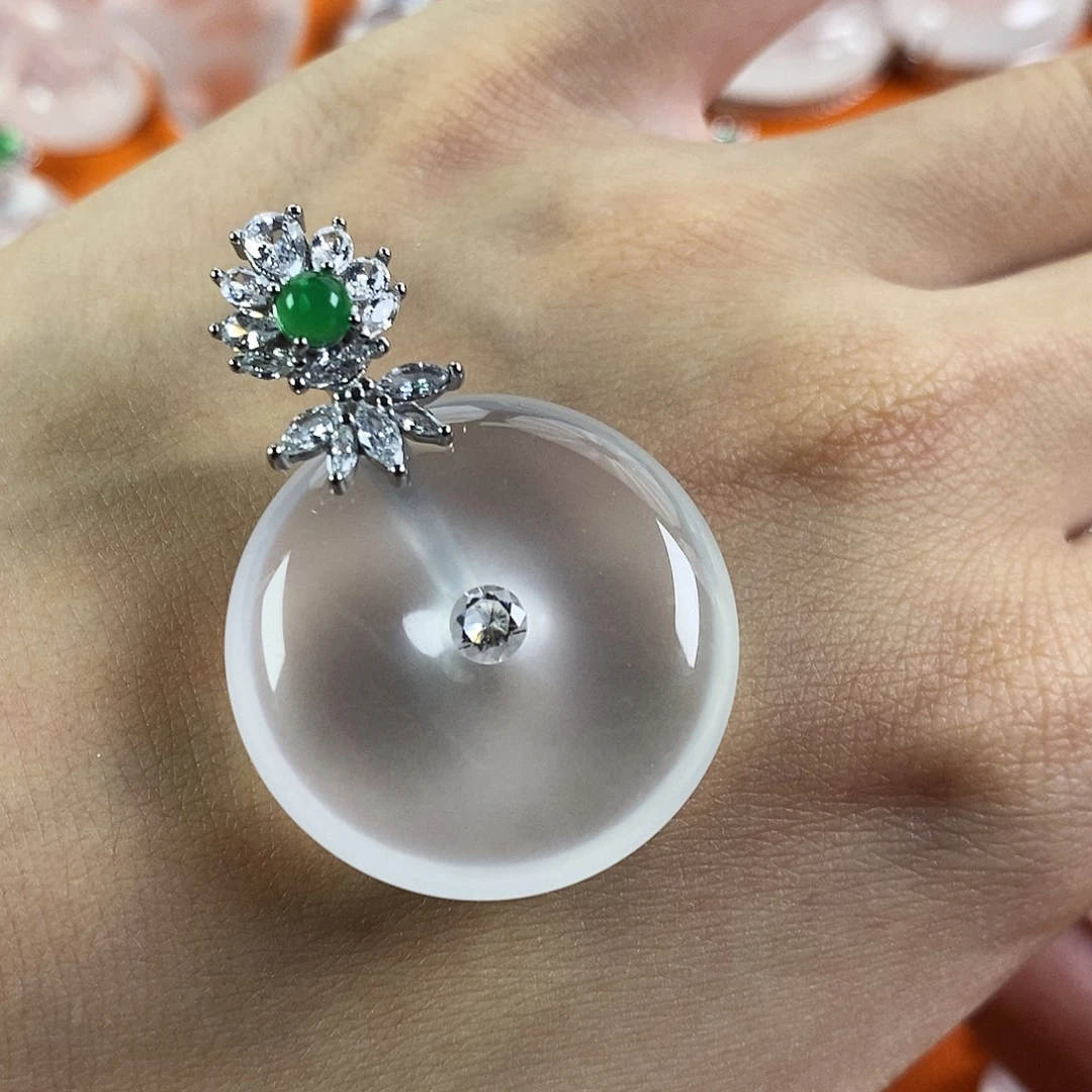 石英质玉银S925镀金镶嵌颈饰