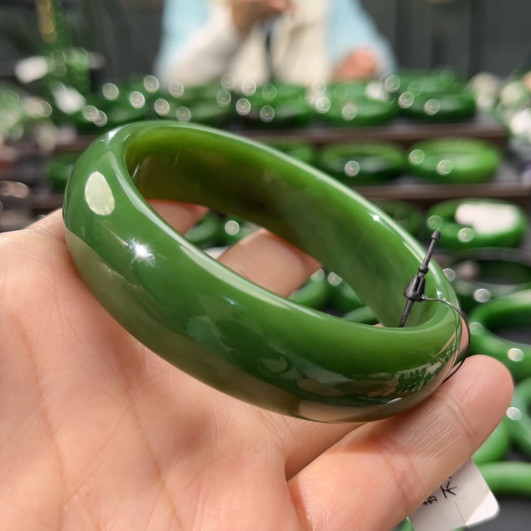 未镶嵌手镯和田玉（碧玉）