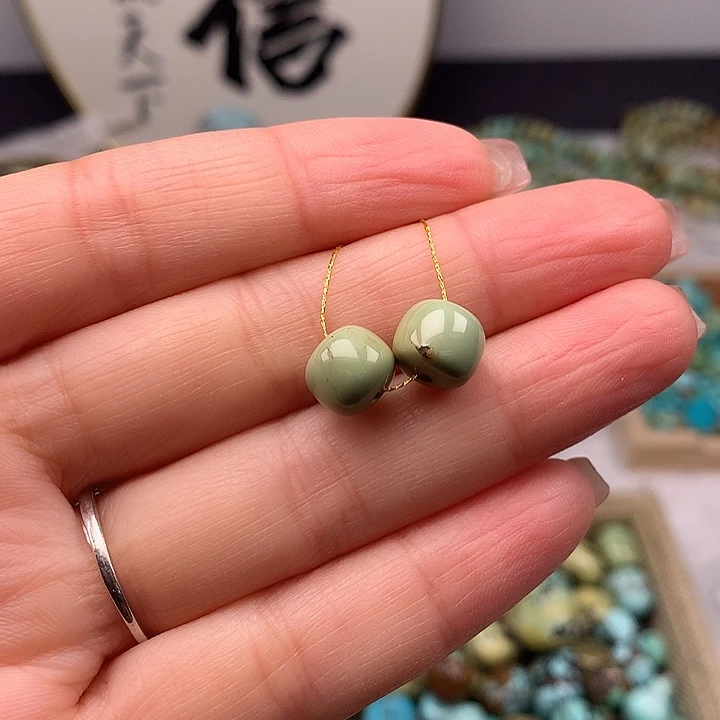 绿松石未镶嵌扣子