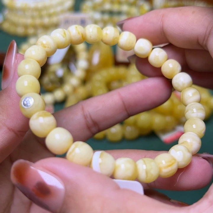 蜜蜡未镶嵌珠宝奇石