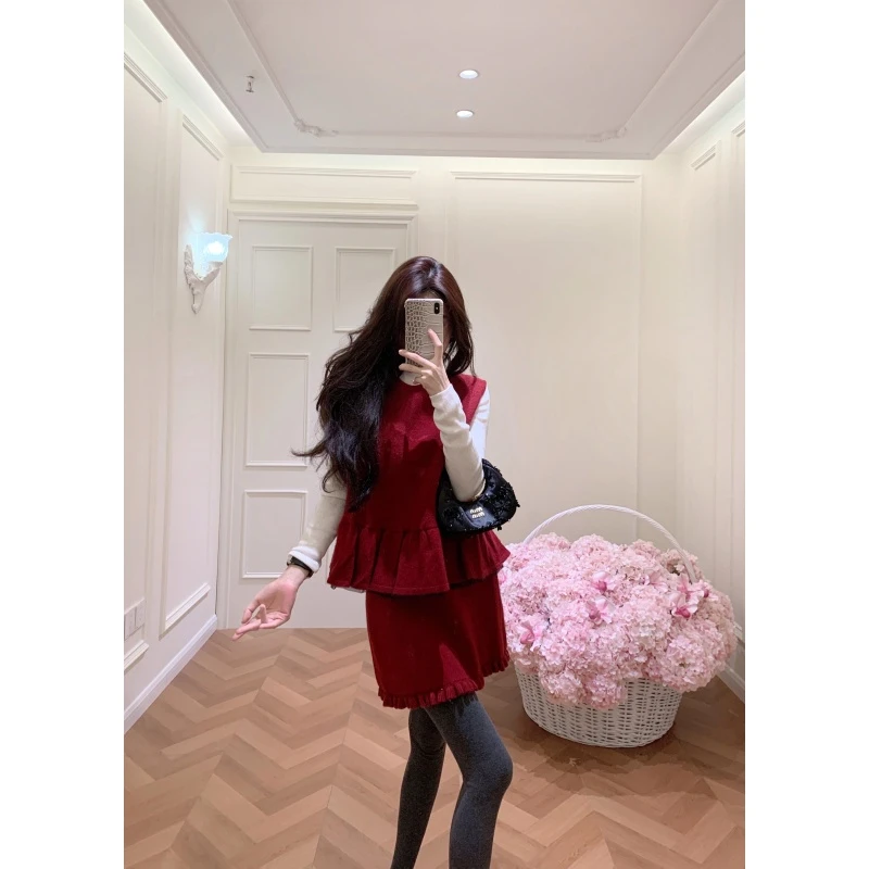 韩系温柔风套装秋冬洋气半高领打底衫时尚百搭无袖马甲高腰半身裙