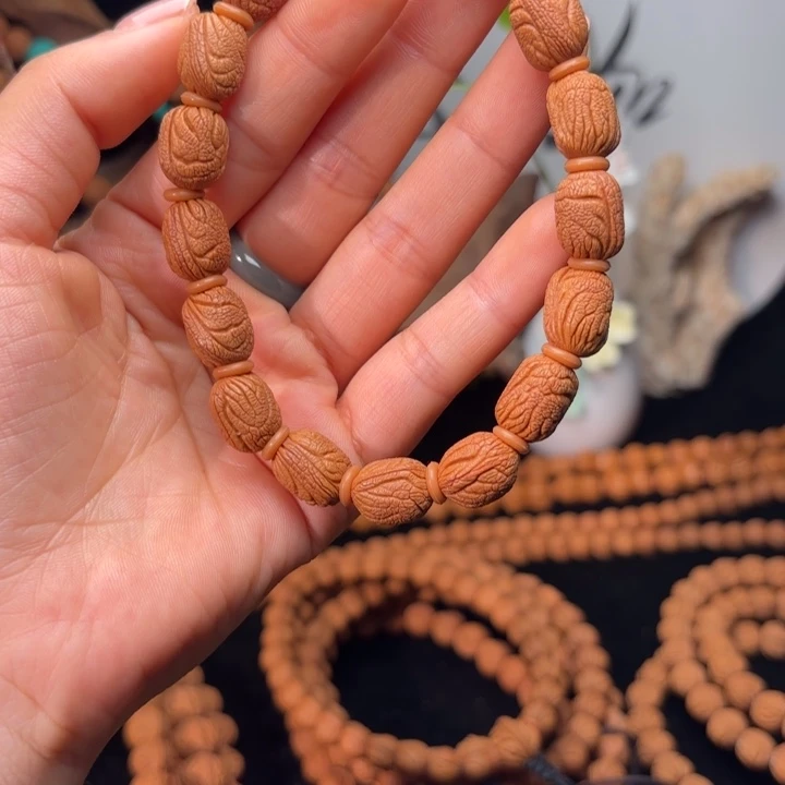 寻***鸡桃核吊坠10➕尺寸小金条