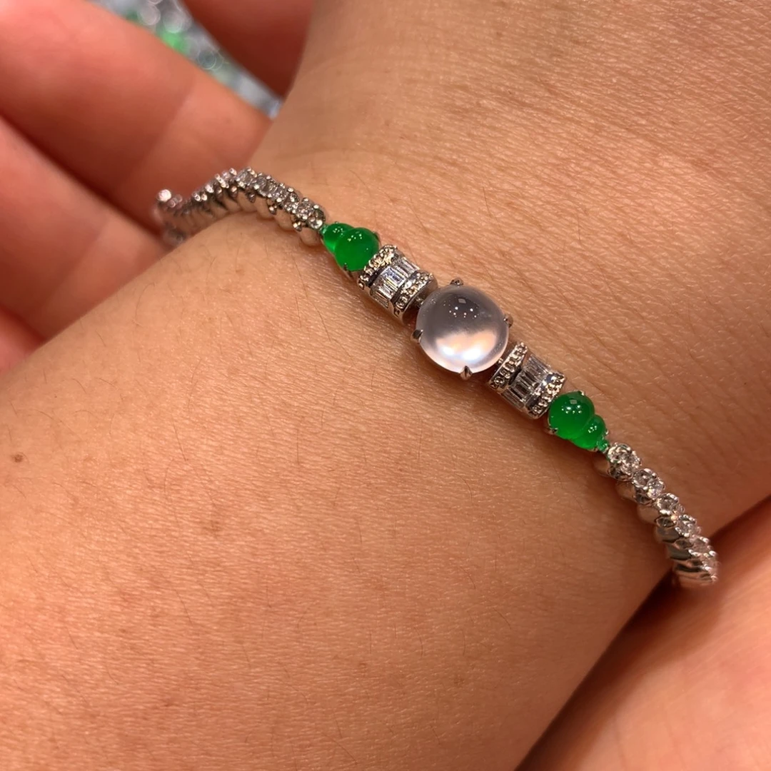 翡翠18K金镶嵌手链手链