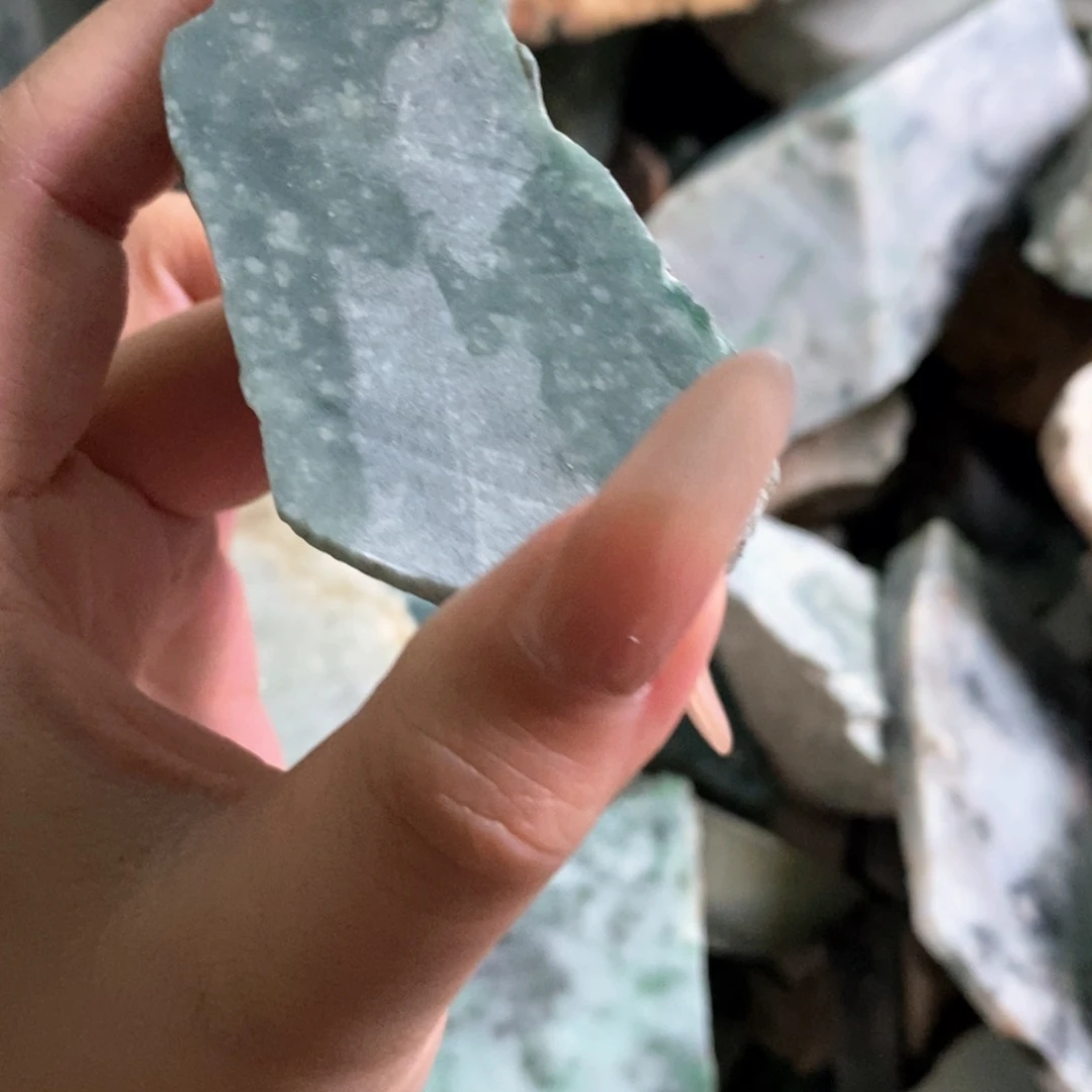 颈饰未镶嵌翡翠天然翡翠