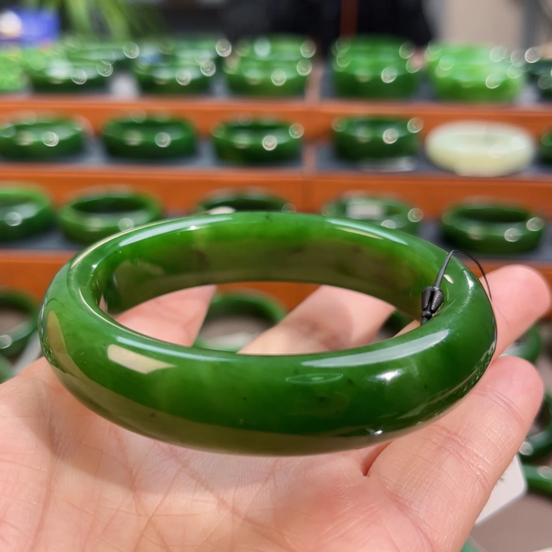 未镶嵌手镯和田玉（碧玉）