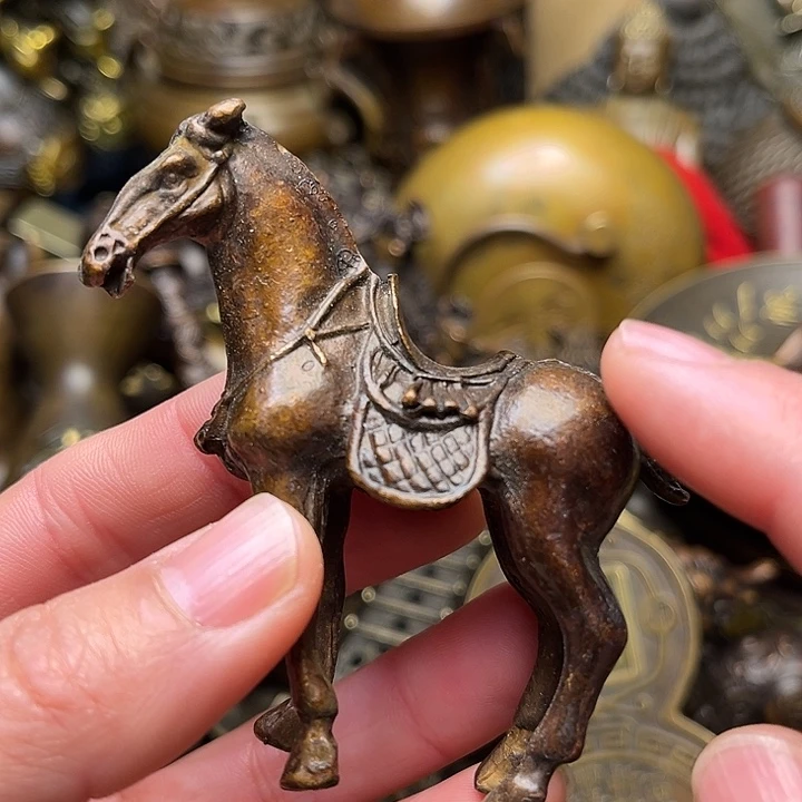 精美铜器批发档口