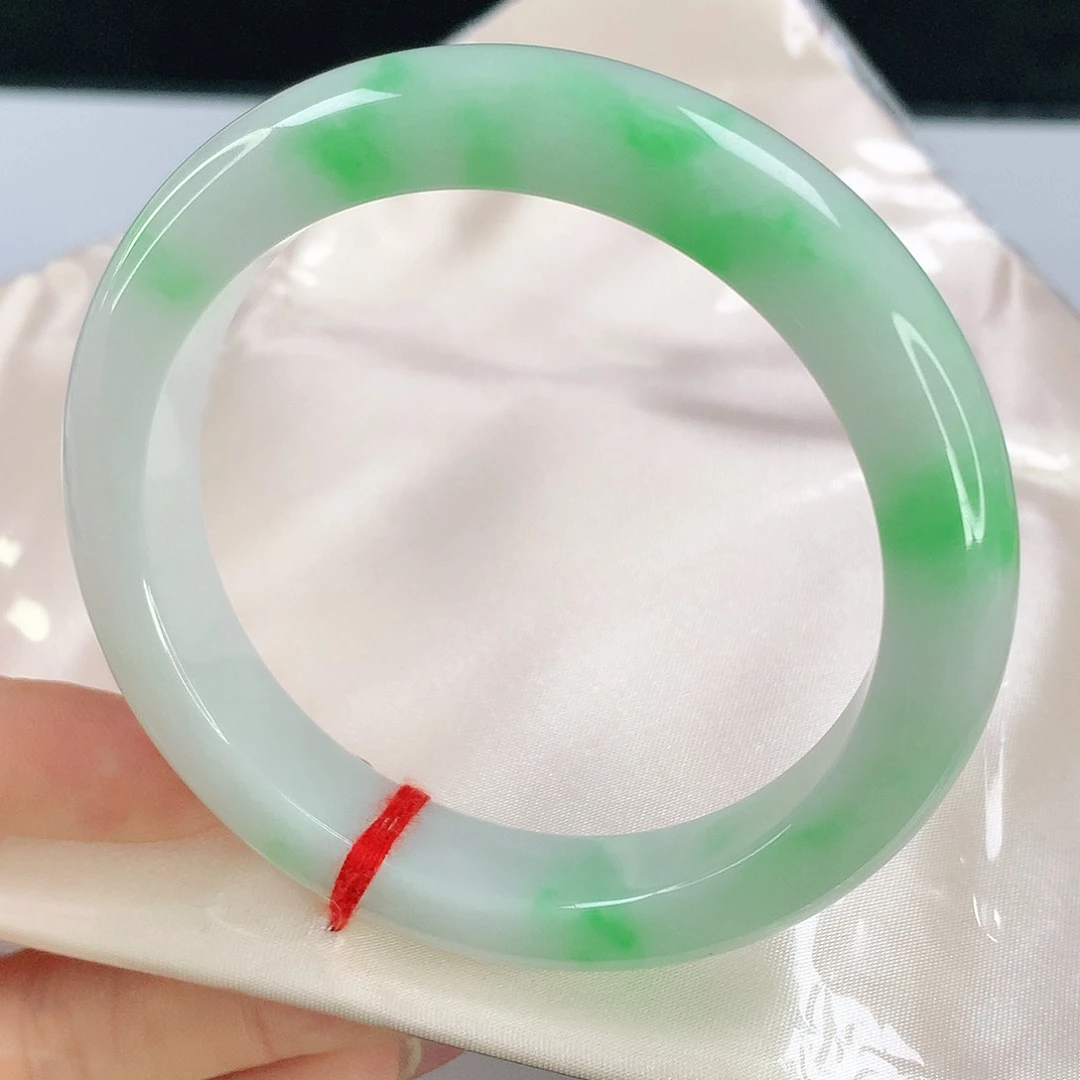 未镶嵌手镯翡翠832