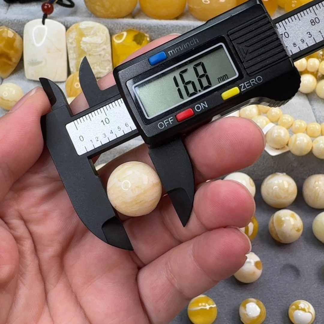 未镶嵌琥珀裸石-**.