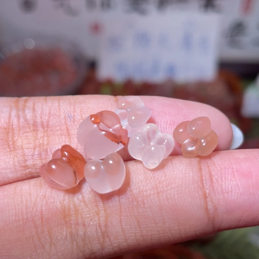 南红玛瑙未镶嵌挂件9695