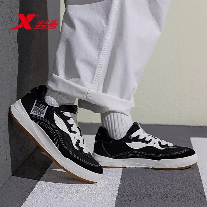 特步启浪丨板鞋男鞋时尚百搭潮流休闲鞋秋季新款男子运动鞋