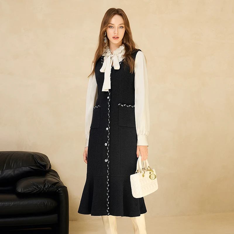 BADINA连衣裙654U010