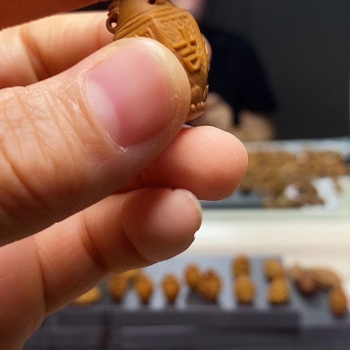 橄榄核吊坠橄榄球赛