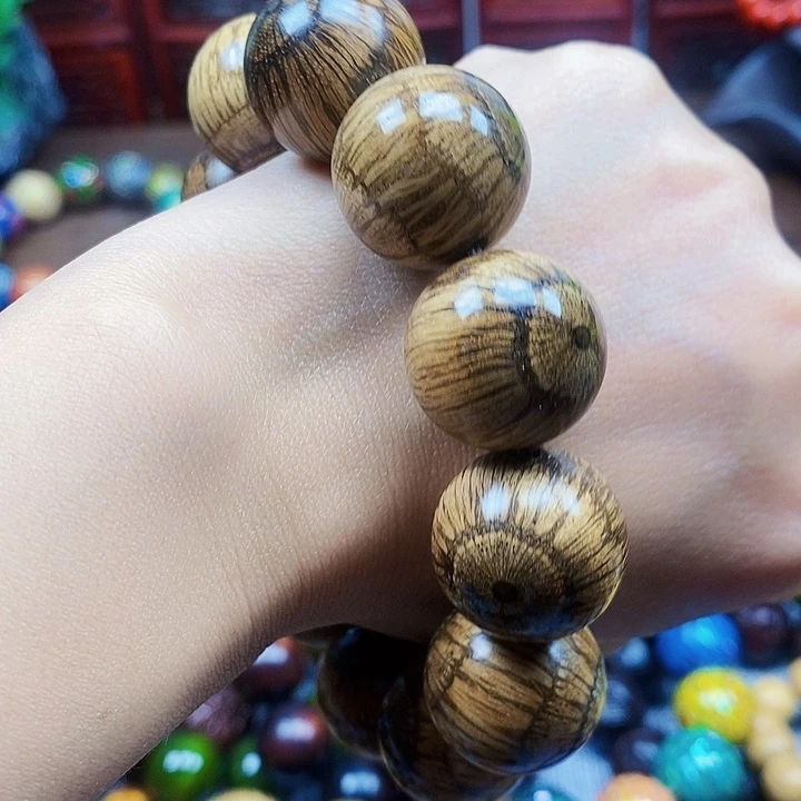 魏***庆手串/手链藤类买麻藤