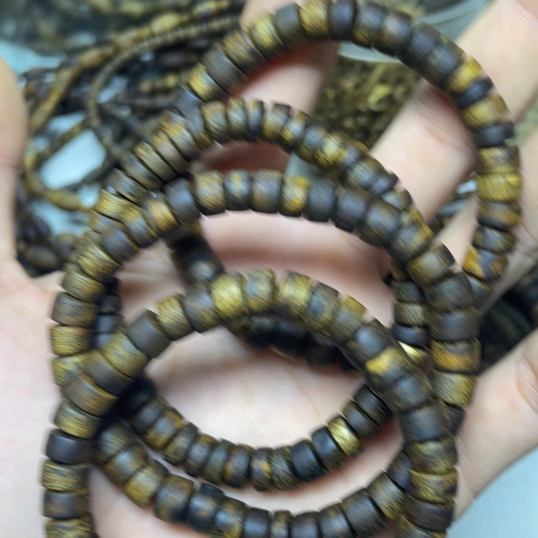 沉香碎屑沉香+0.8厚片片单圈6.5克加多样性发一