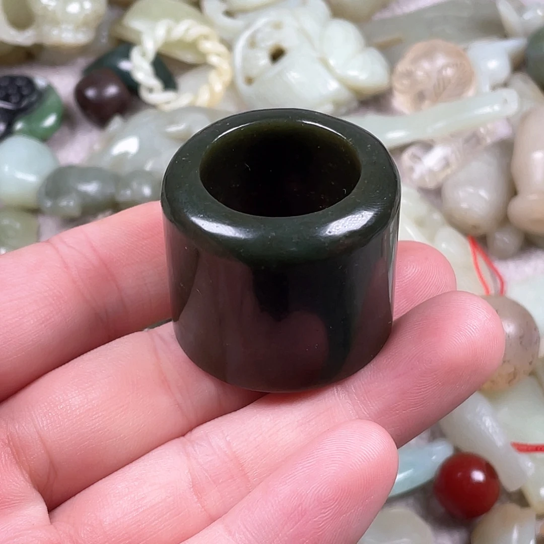 和田玉（糖玉）挂件未镶嵌