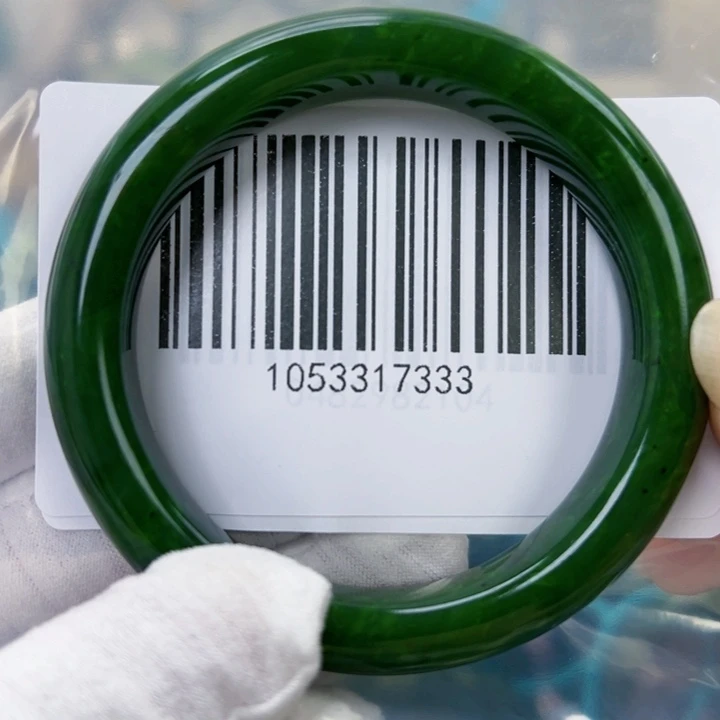 好****和田玉未镶嵌手镯微瑕5556