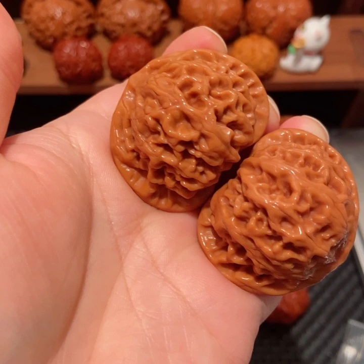 青***阳文玩核桃把件41.6尺寸宫灯0102