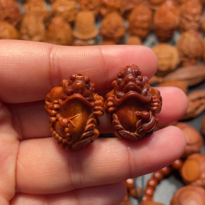 【闪购商品】橄榄核手串/手链招财蛤蟆。