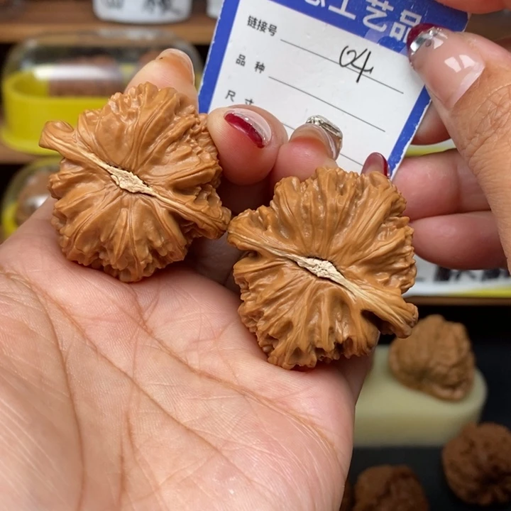 文玩核桃吊坠41全品白狮子