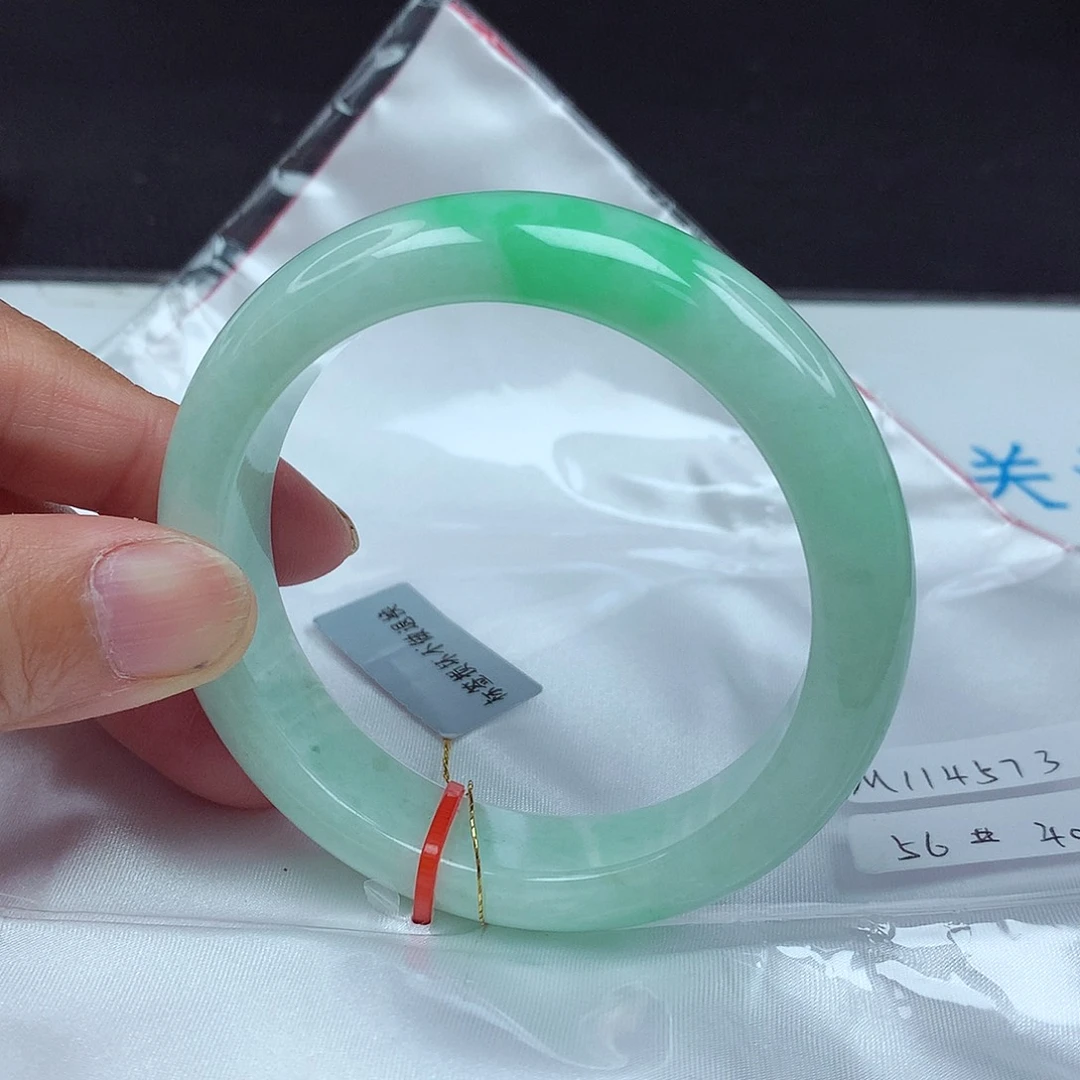 翡翠未镶嵌手镯56圈4573