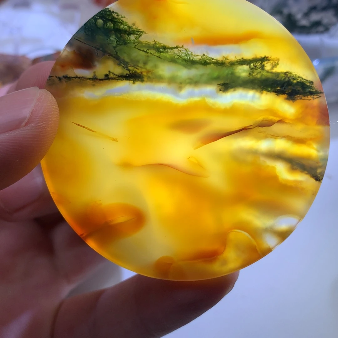 玛瑙/玉髓颈饰未镶嵌桃***?