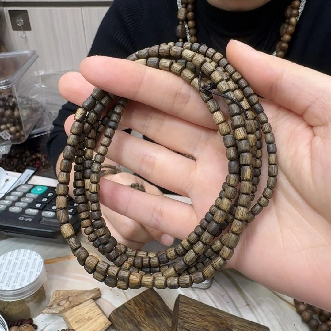 沉香碎屑沉香白棋 99 沉随型多圈 4m6 克多样性发一