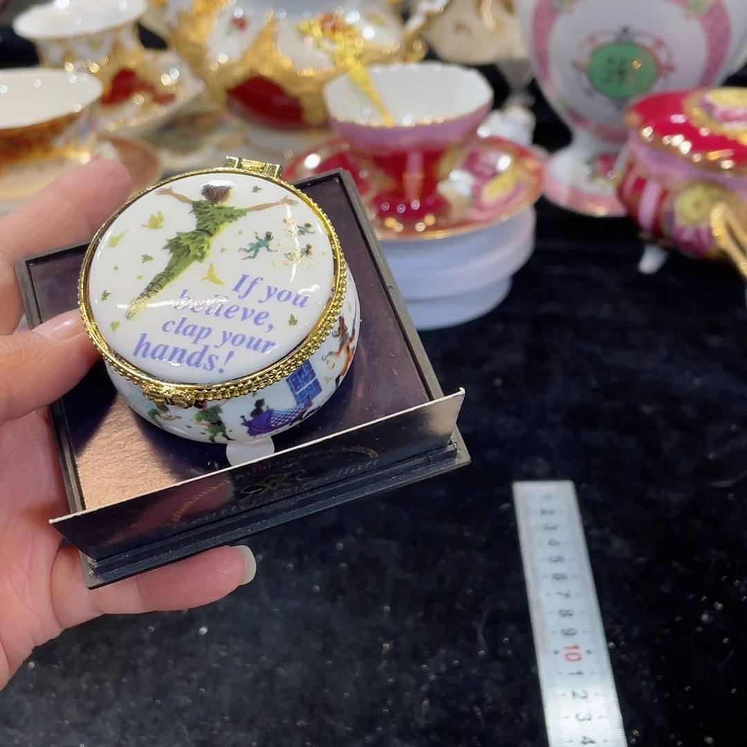 摆件小号首饰盒一个