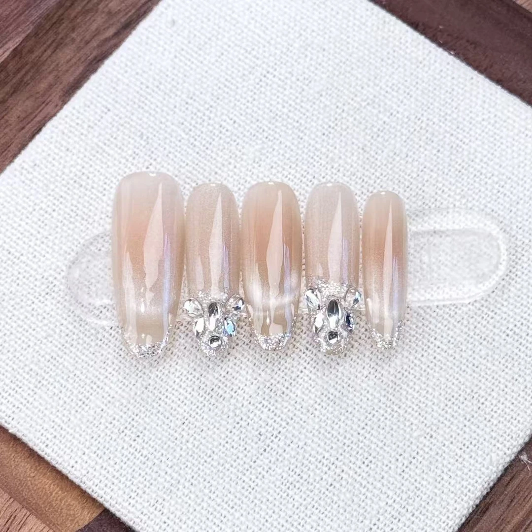 【女神御姐风格】穿搭美甲纯手工猫眼穿戴甲贴片渐变冰透爆闪极光钻