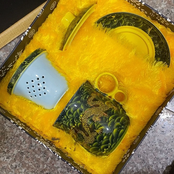 陶瓷艺术品及陶瓷制品
