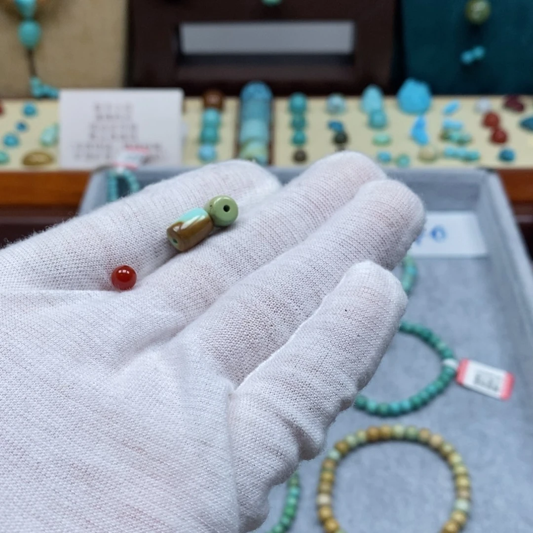 未镶嵌配饰南红玛瑙