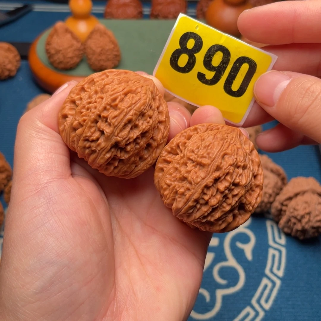 文玩核桃吊坠41绣球890号