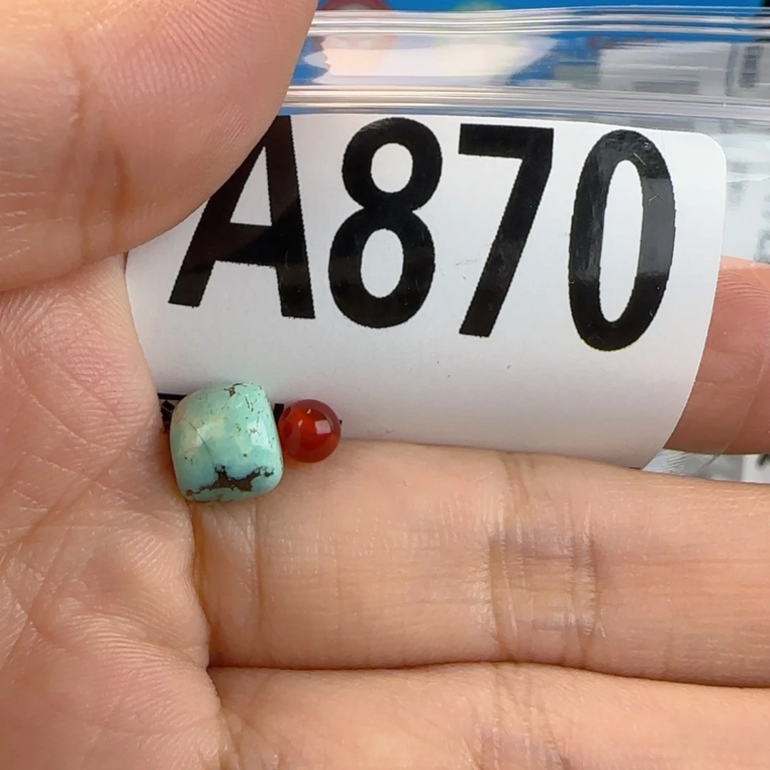 南红玛瑙配饰未镶嵌