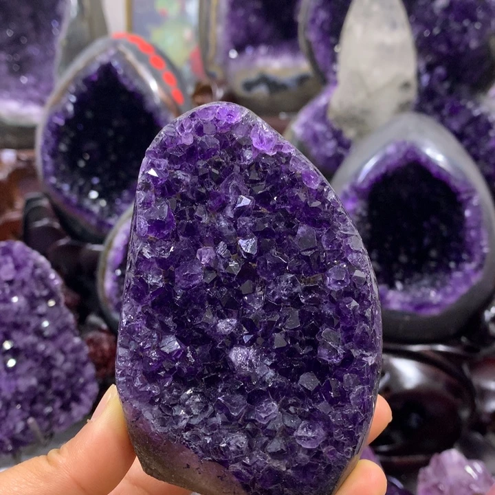 大型摆件（非配饰）未镶嵌水晶