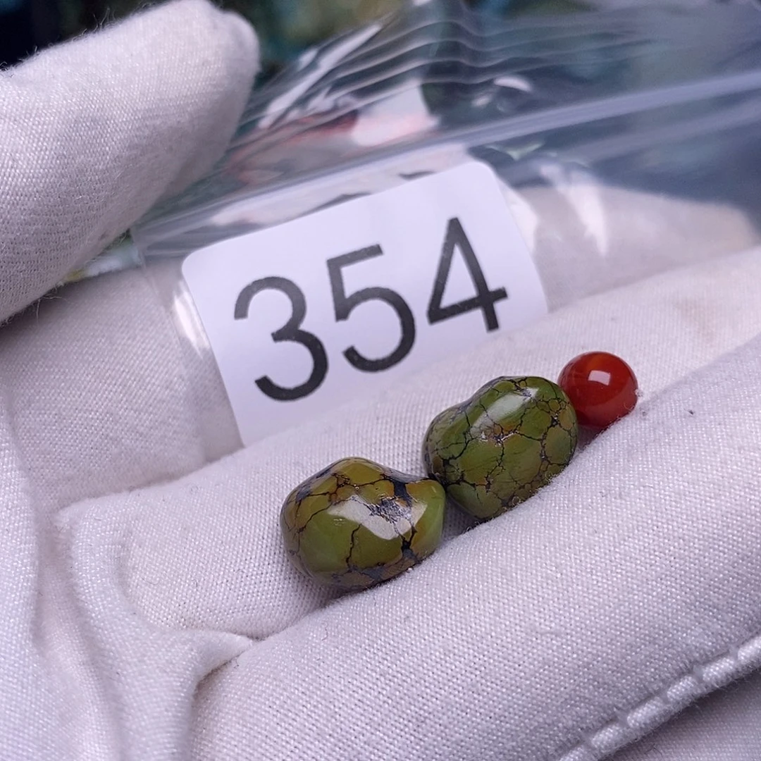 南红玛瑙未镶嵌珠宝奇石