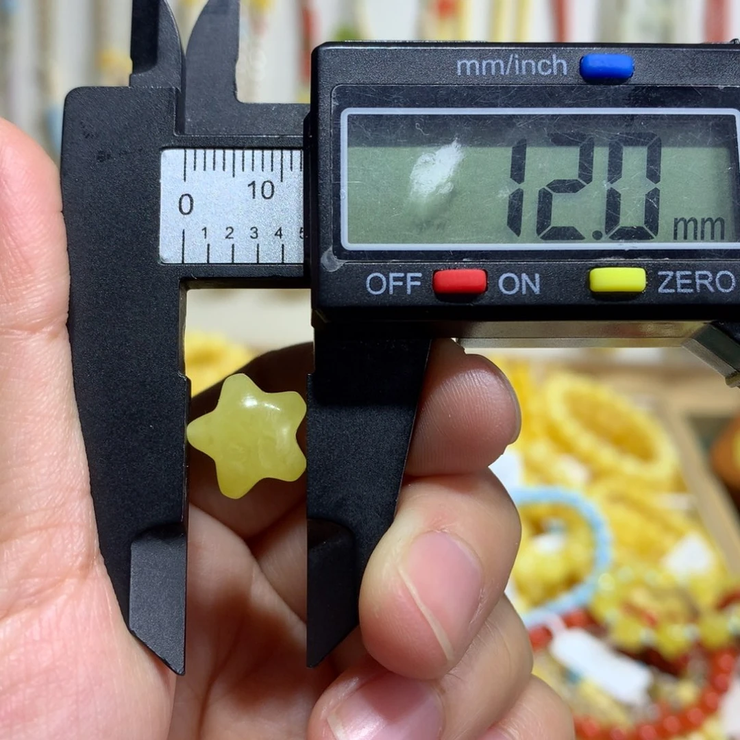 琥珀未镶嵌裸石配饰