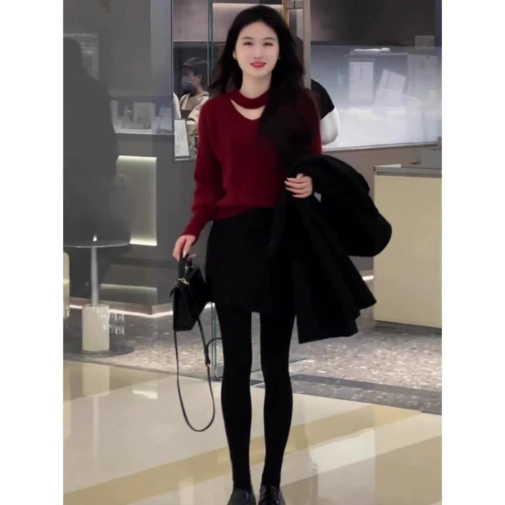 新年红色毛衣女秋冬季小个子高级感内搭针织打底衫V领半身裙套装
