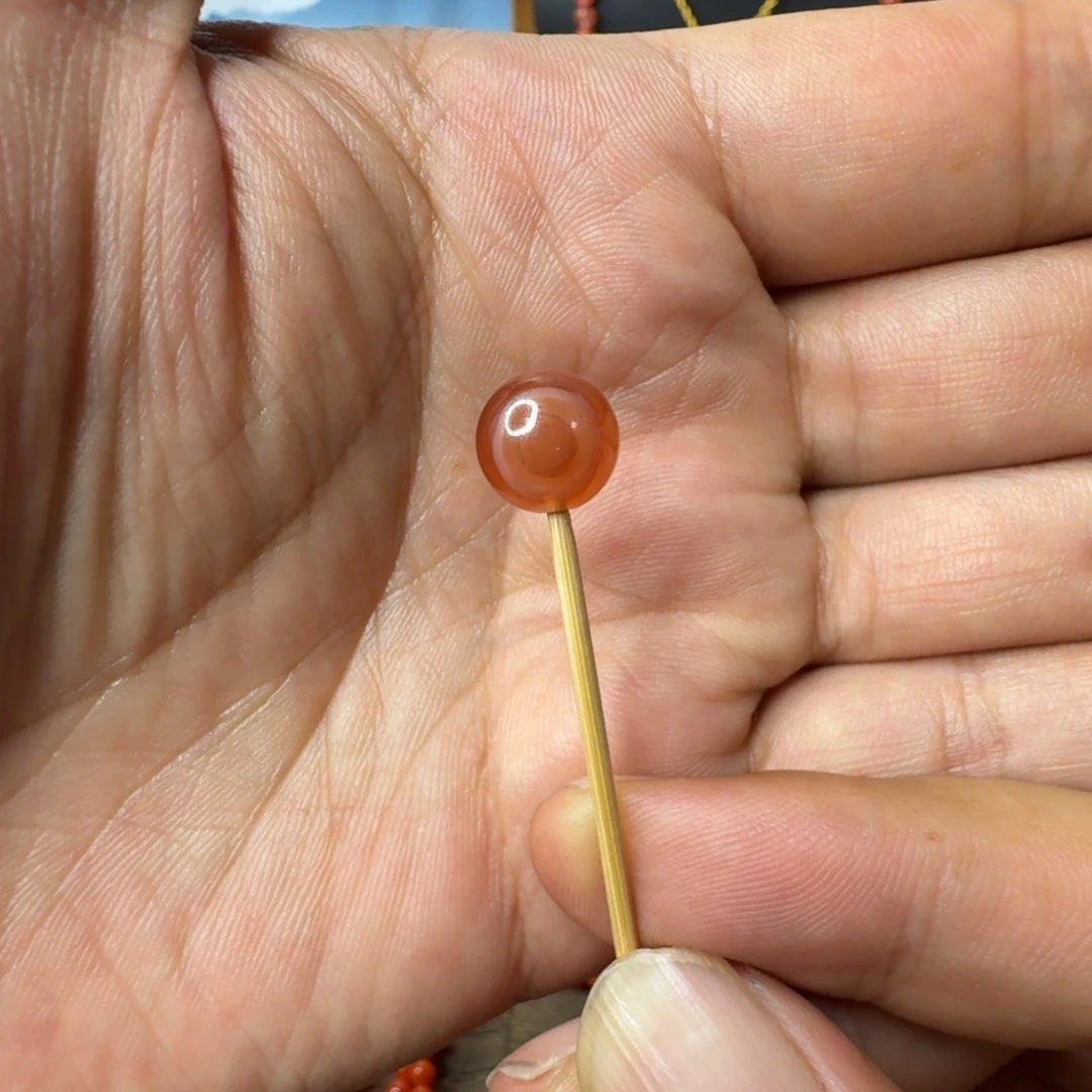 来***鸯南红玛瑙单圈未镶嵌24卡9.8