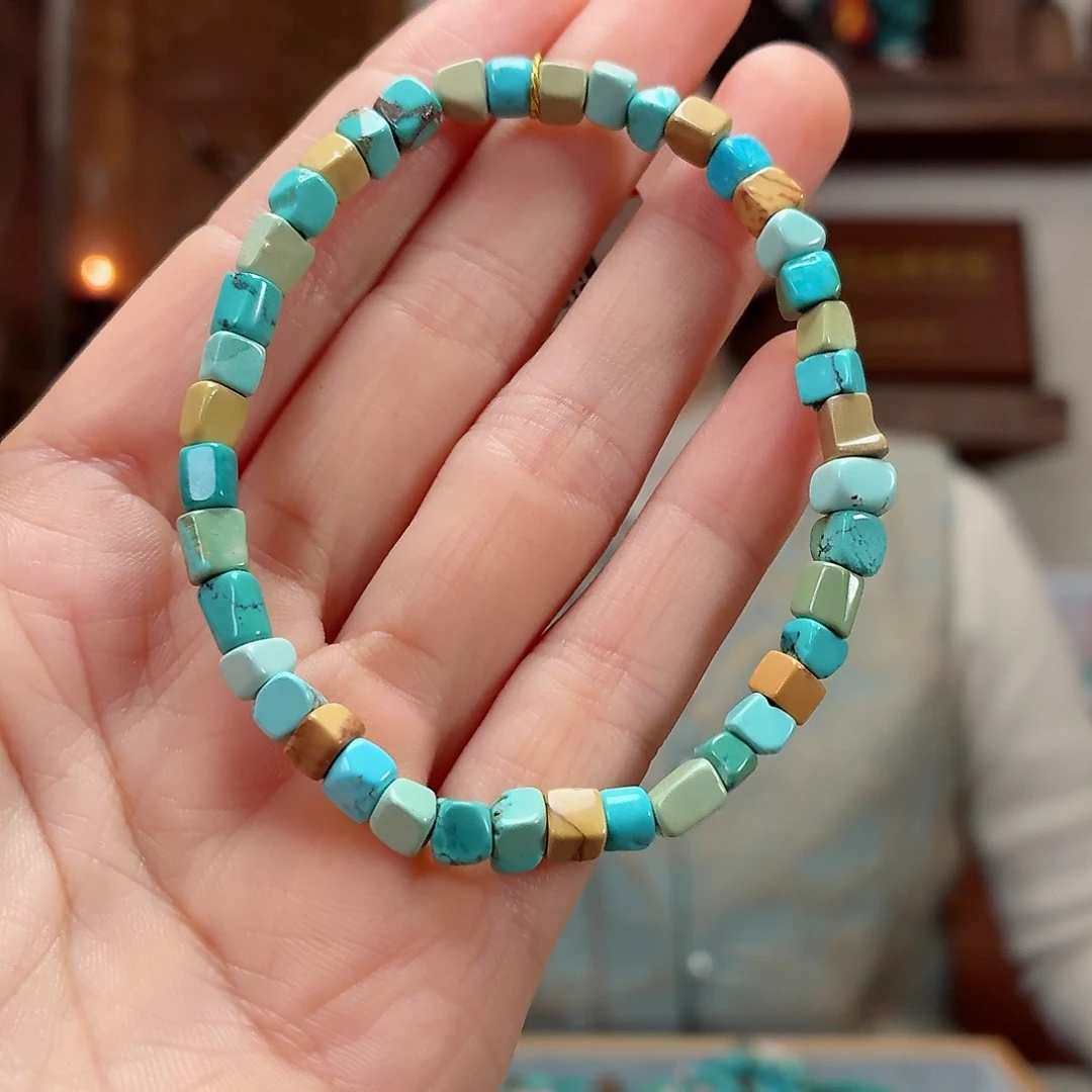 未镶嵌绿松石珠宝奇石