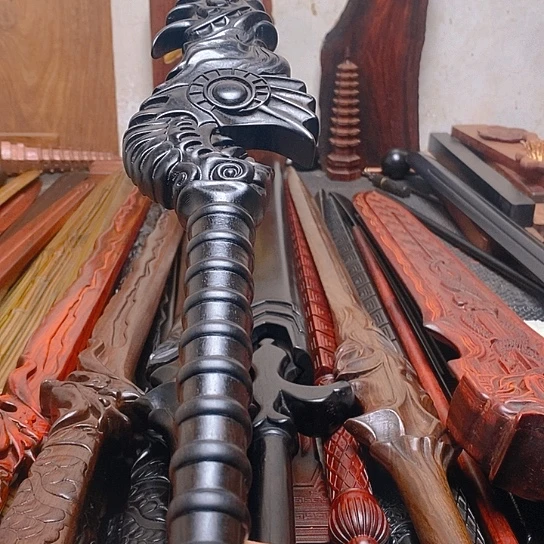 紫光檀木一米龙雀